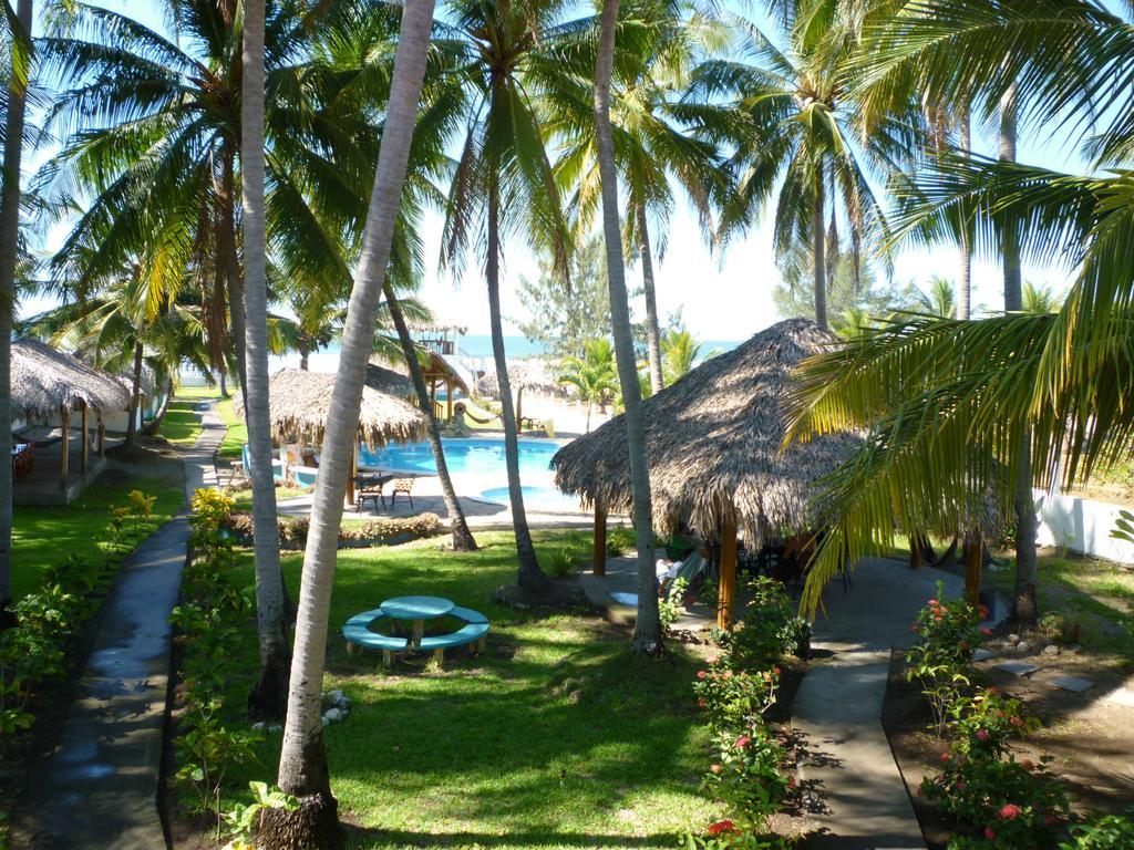ホテル Azul Surf Club エル・クコ エクステリア 写真