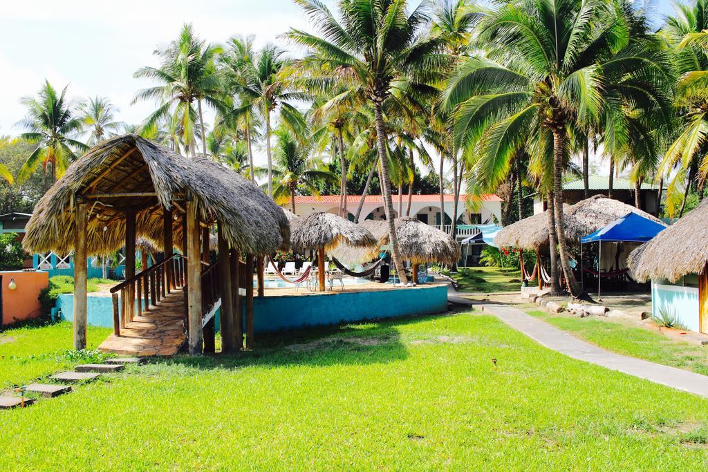 ホテル Azul Surf Club エル・クコ エクステリア 写真