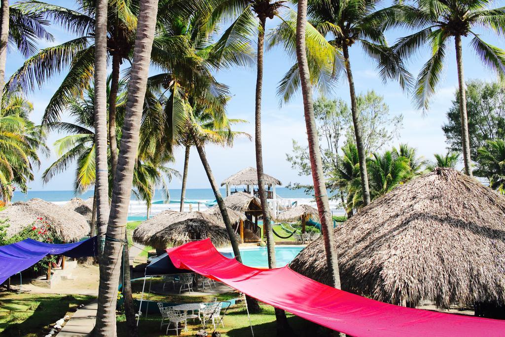 ホテル Azul Surf Club エル・クコ エクステリア 写真